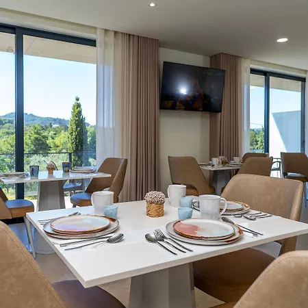 Lima Riverview *